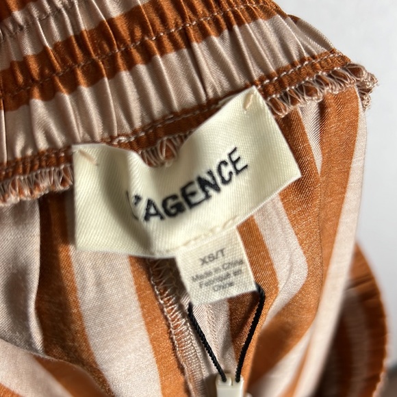 NEW L’AGENCE Lillian smock waist pant drapery satin siz XS honey/LT sand stripe - Picture 7 of 15